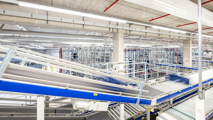 © Lenze Lenze Warehouse Logimat